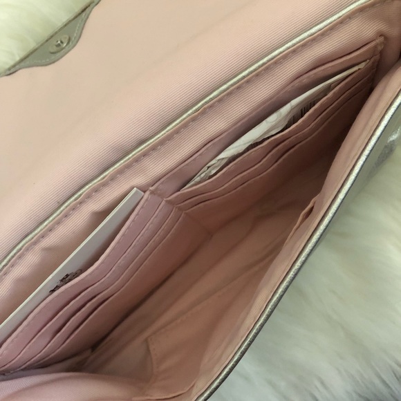 Leather Coach clutch - Picture 4 of 6